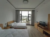 Luoping Chunri Xiaoyuan Homestay (Jinji Peak Cong Branch)