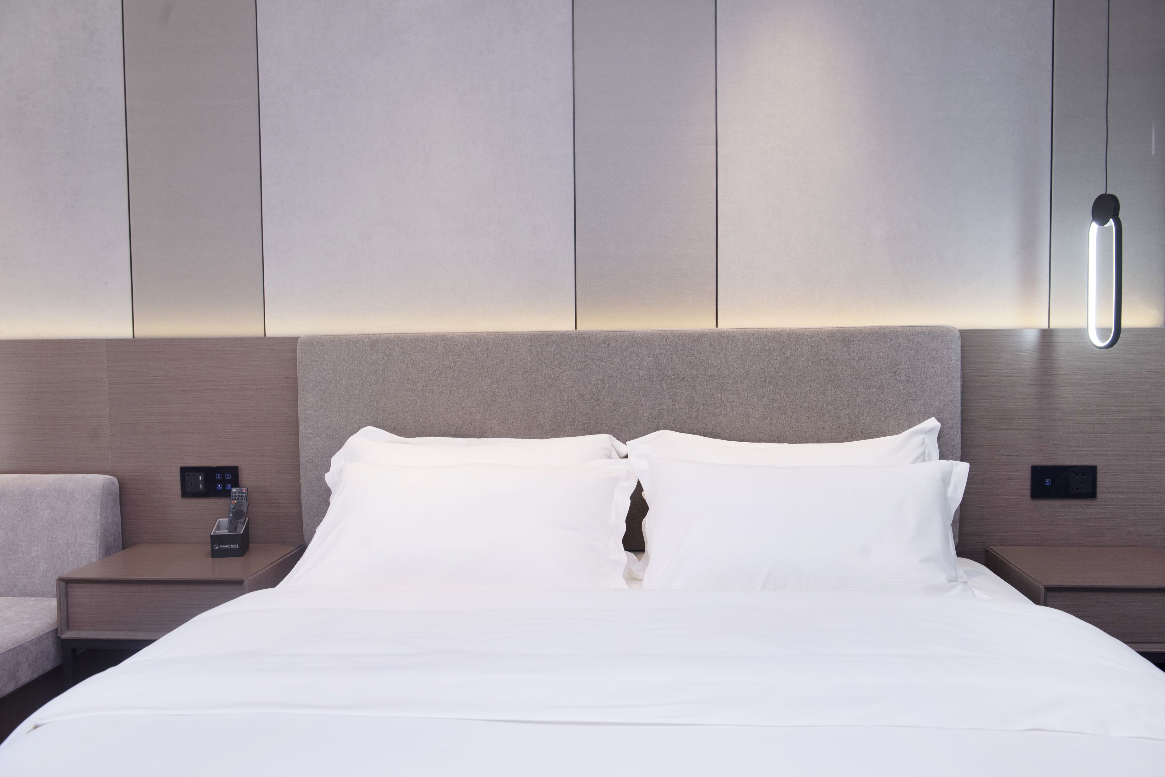 江景豪华大床房（智能加湿器+品质床品+乾湿分离）