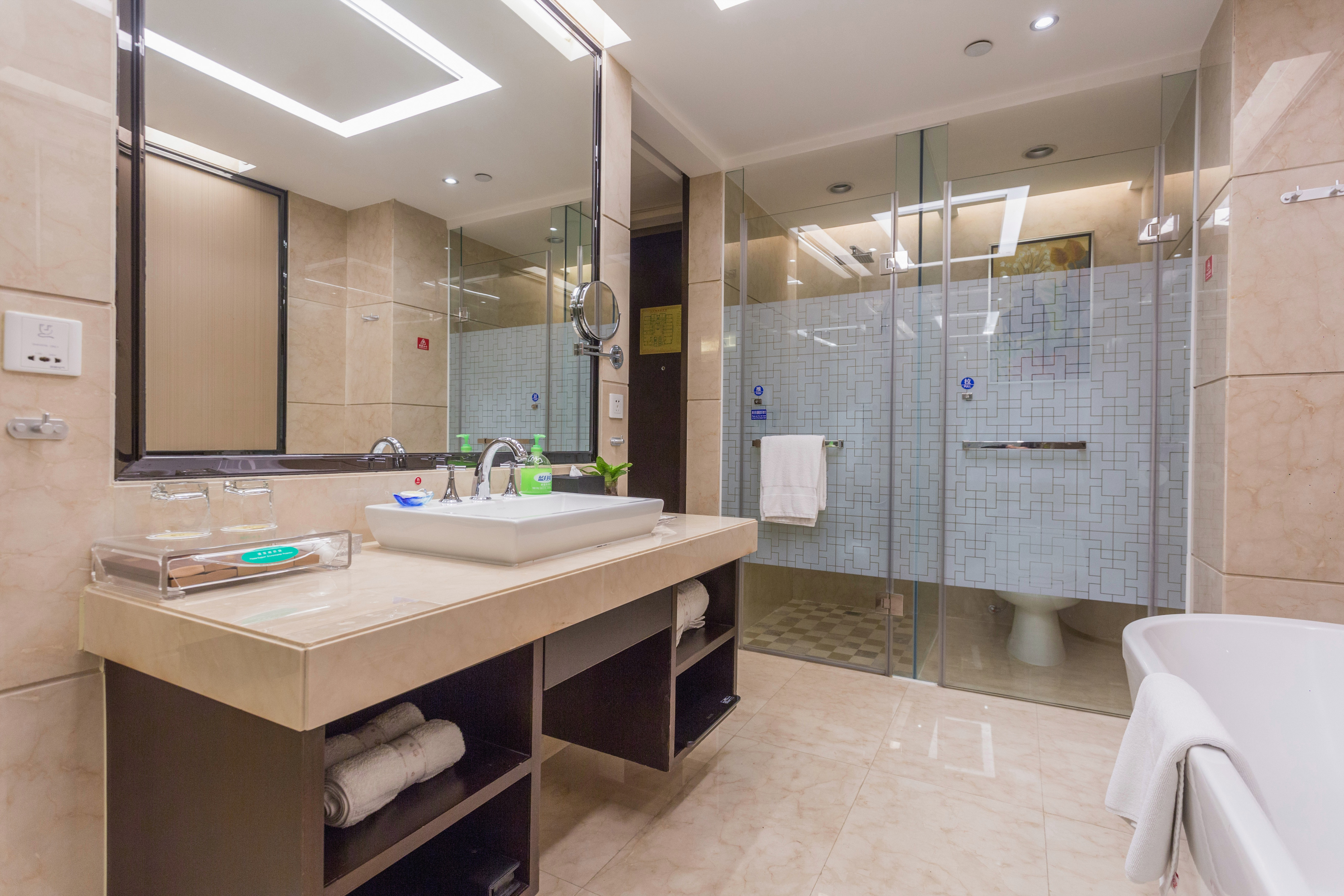 主楼行政大床房