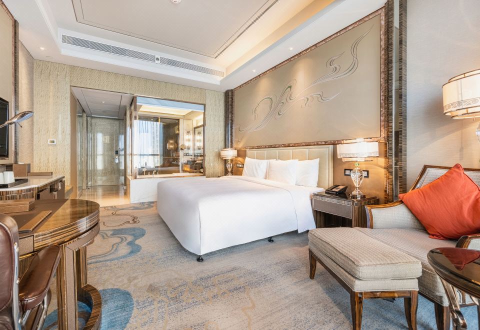 Wanda Vista LanzhouSuperior Deluxe Double Bed Room (Delightful City-View + Deep Sleep Mattress)