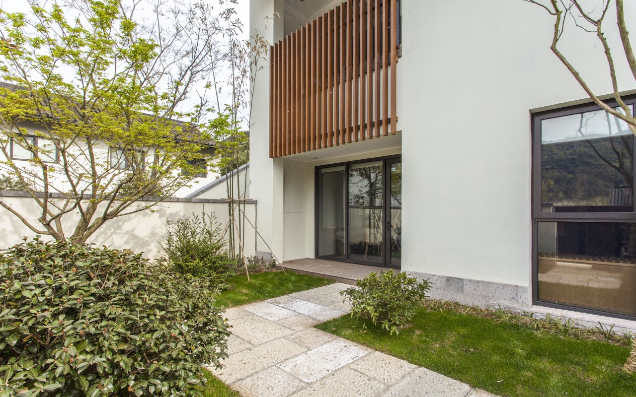 若耶阁大床房丨私享庭院