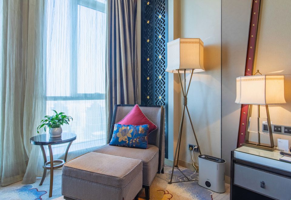 行政豪華房（高原C位景觀+深睡床墊+靜音加濕器）