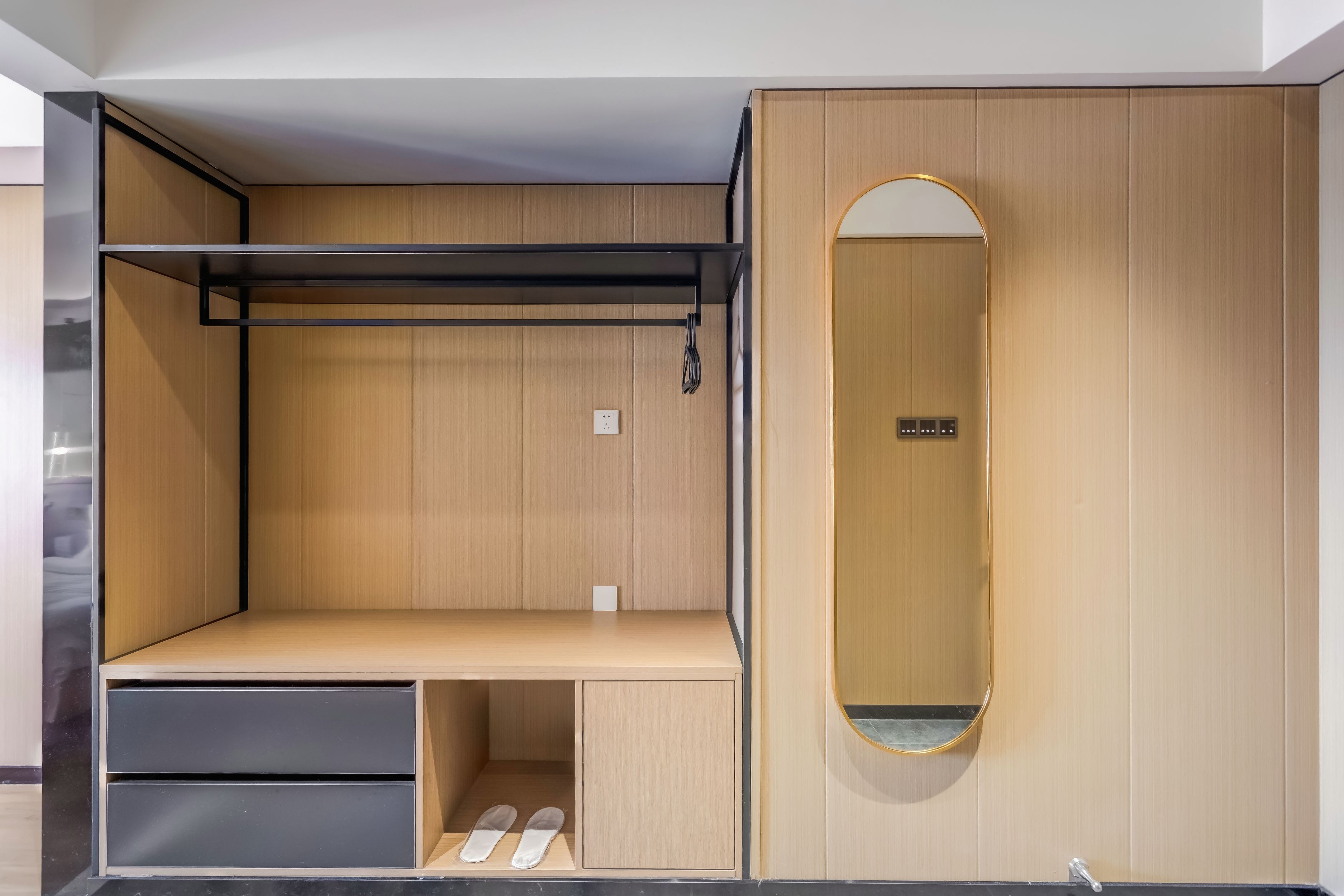 『轻呈』甄选家庭房（零压床垫+乾湿分离）