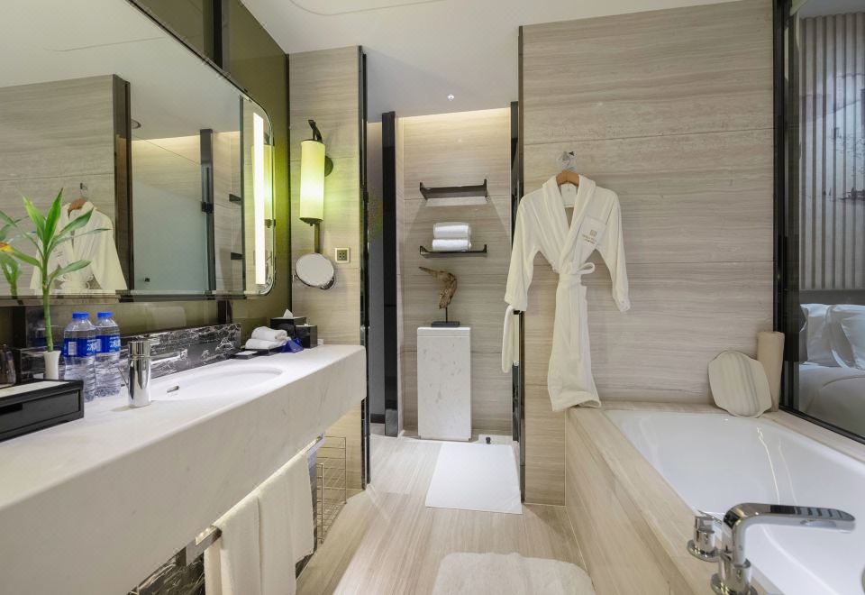 行政豪华双床房（Kappa洗护+斯林百兰床垫+休闲浴缸）