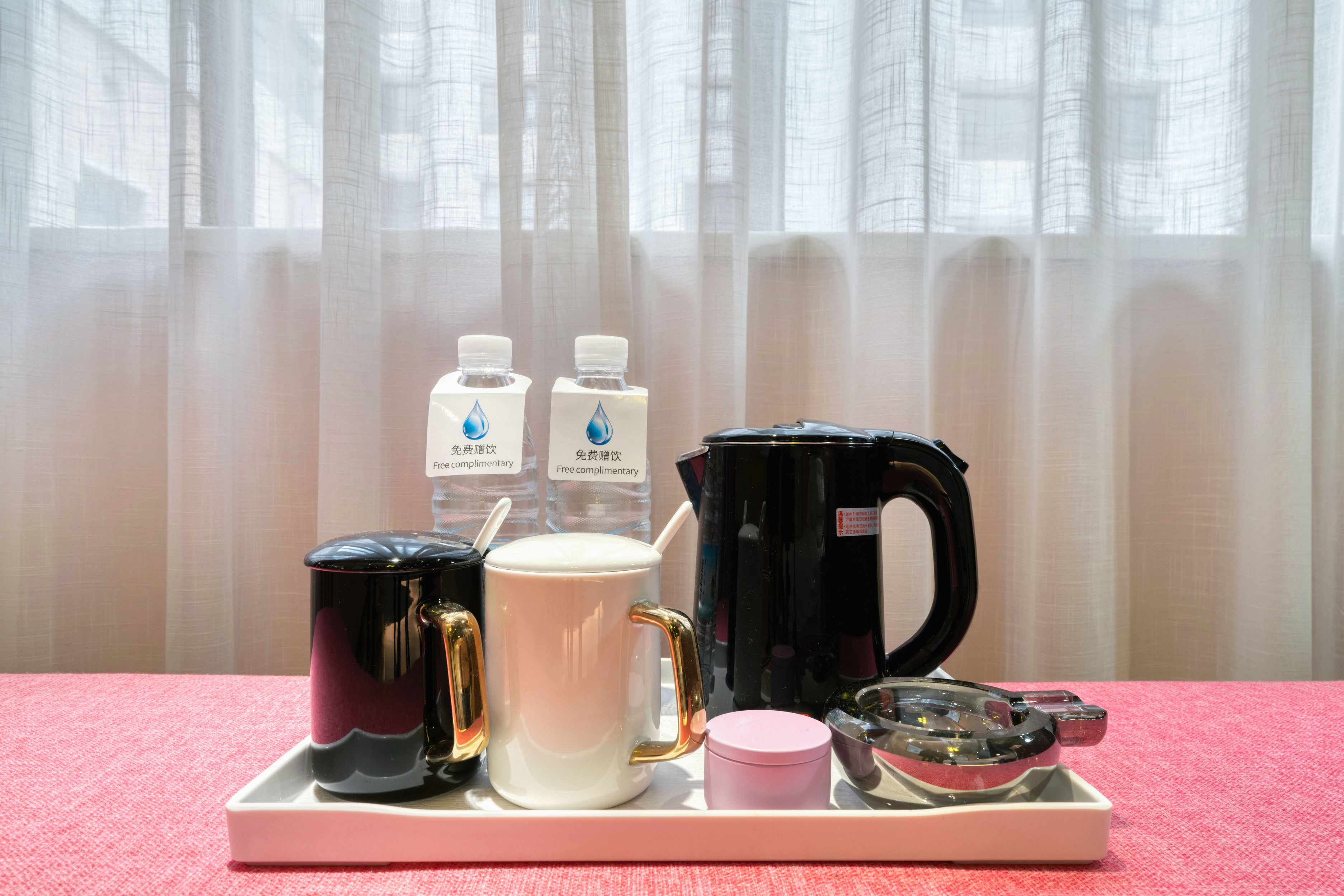 柔光投影主題大床房（120寸幕布+無線投屏+立體聲）