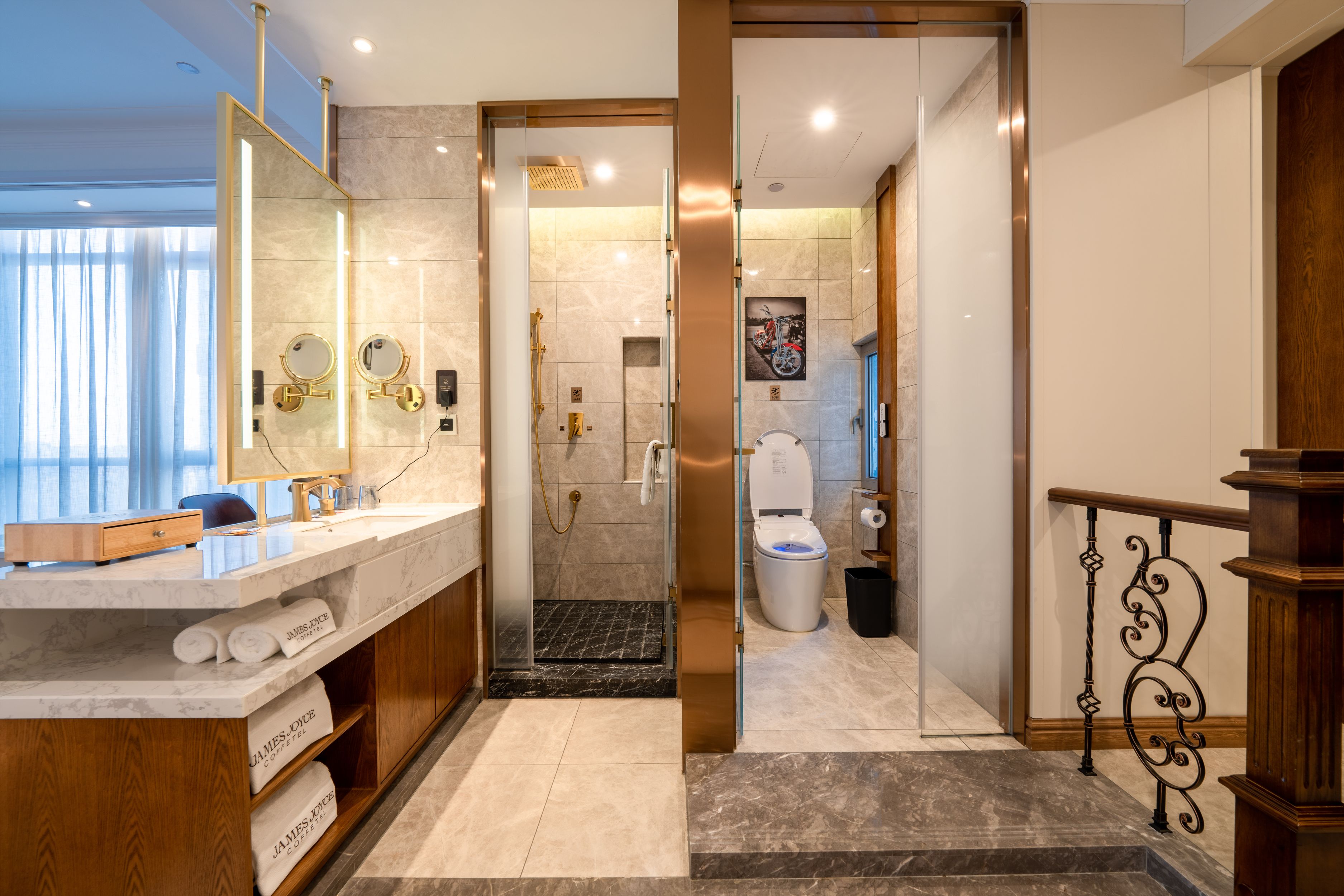 极光巨幕景观套房（可投屏电视）