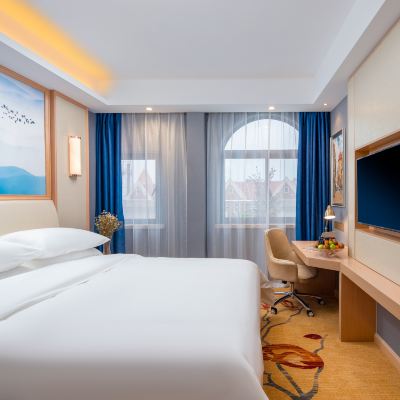 豪華大床房 維也納酒店（句容茅山風景區朝陽路店）優惠