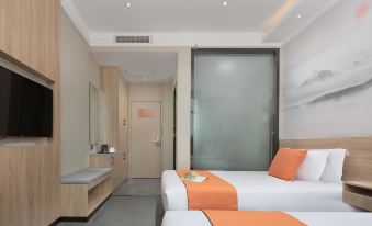 Cheap Living Express hotel chain (Phoenix Industrial Park, chat place road, Liaocheng)