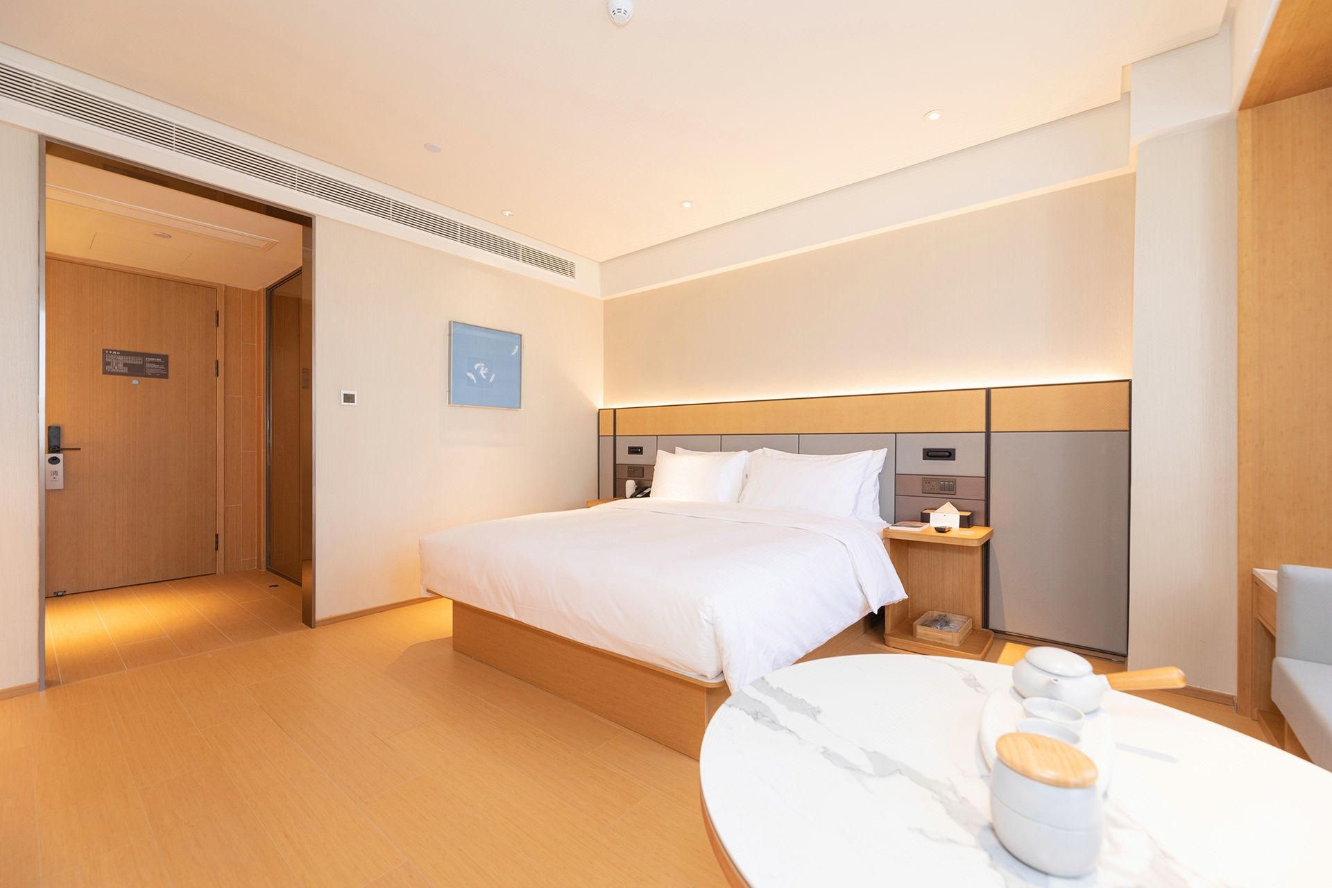 高级大床房（可投屏65寸电视+金可儿床垫+智能马桶）