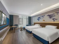 Kyriad Hotel (Fuyang Funan International Automobile City)