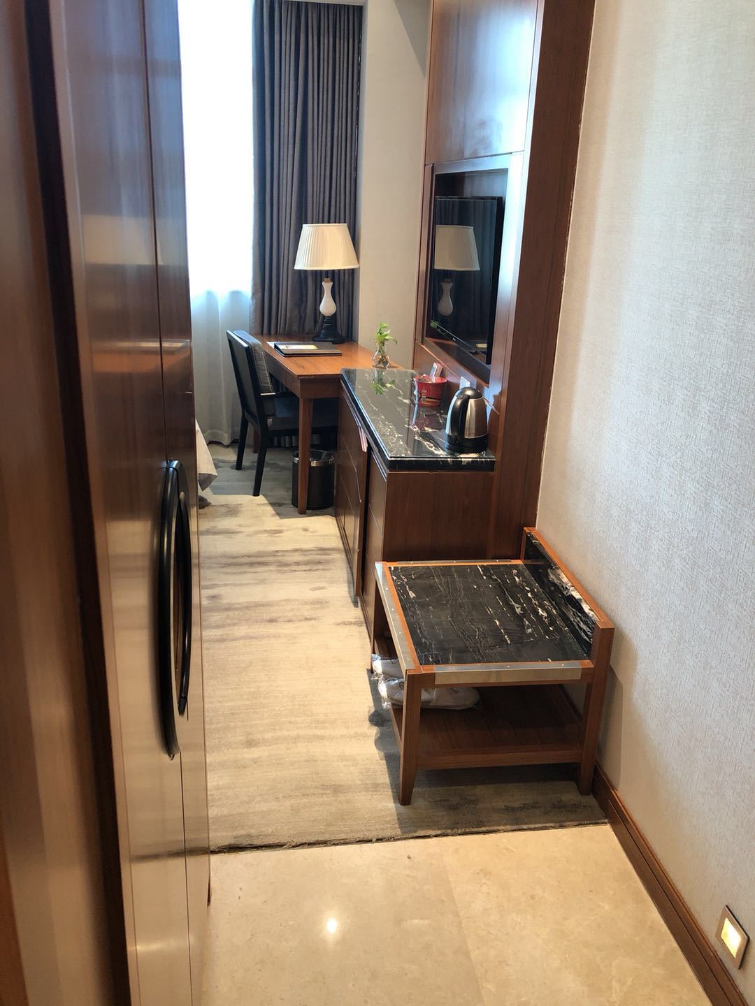 高级大床房（浴缸+智能马桶）