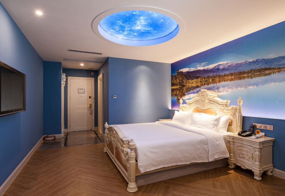 高级大床房（无窗）（超大床+安静舒适）