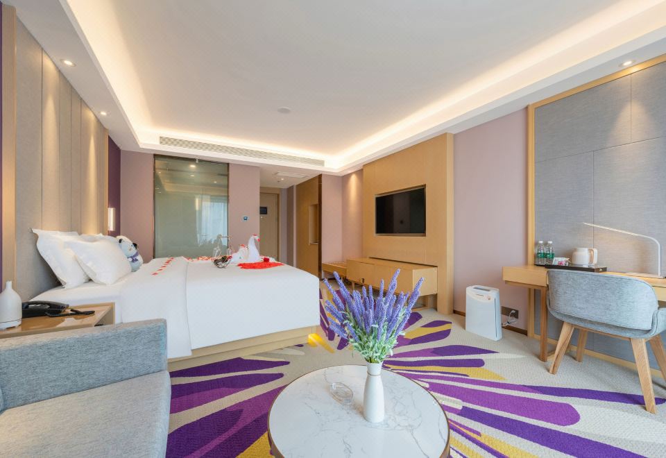 Romantic And Excellent Room