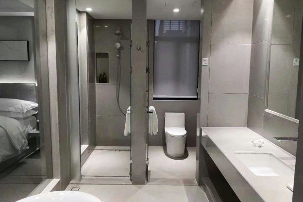 Sylvia Hotel豪华海景大床房（地暖）