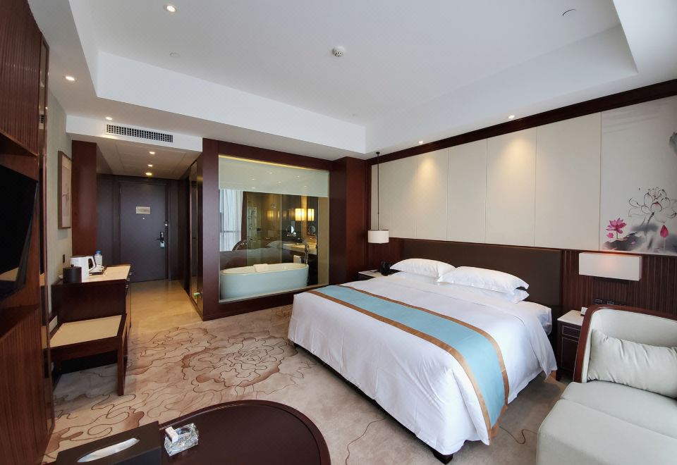 行政城景大床房+浴缸+俯瞰城市高空夜景