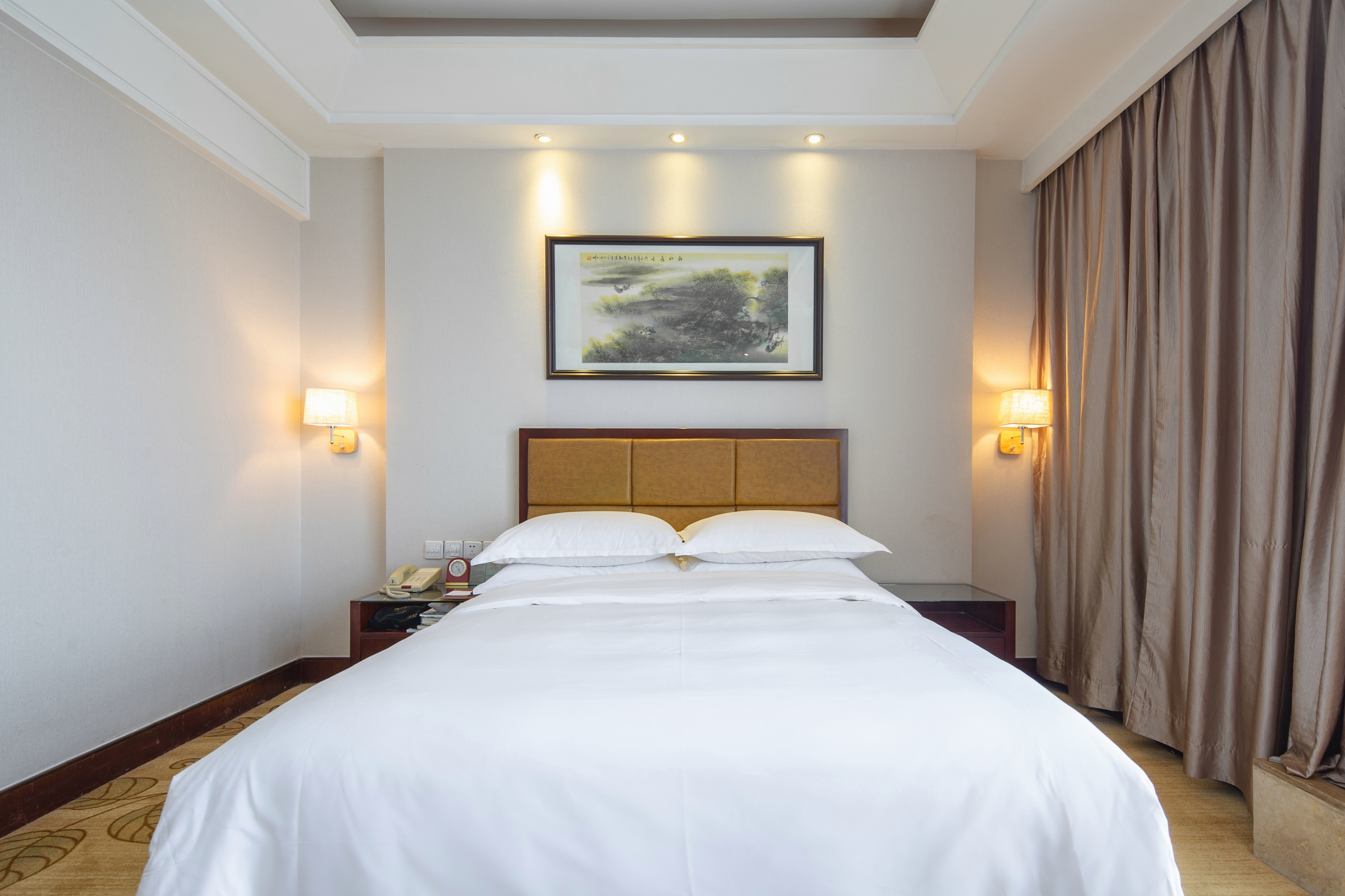 城景高级大床房