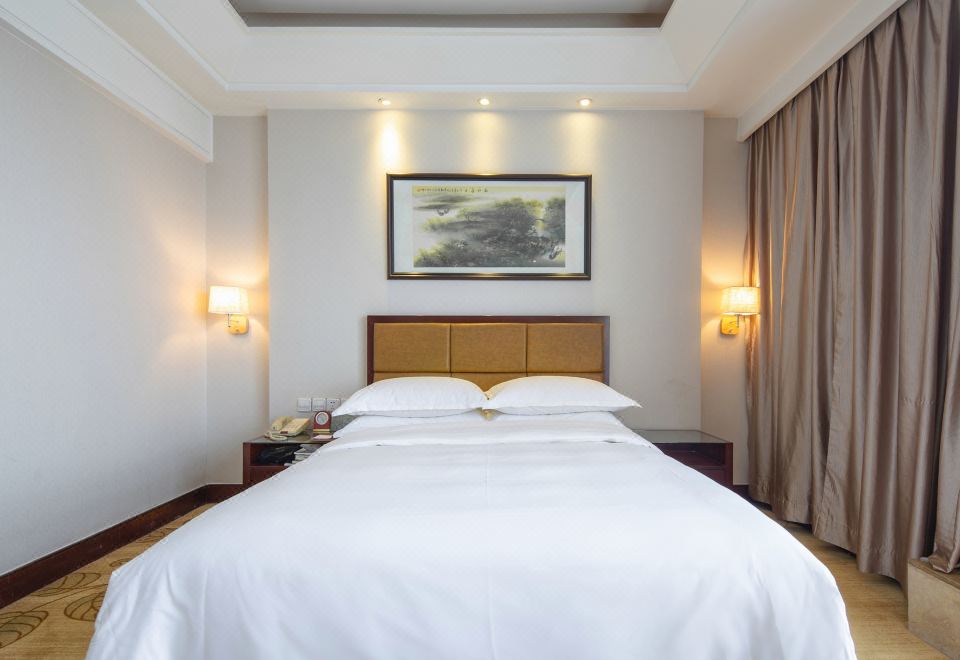 城景高级大床房