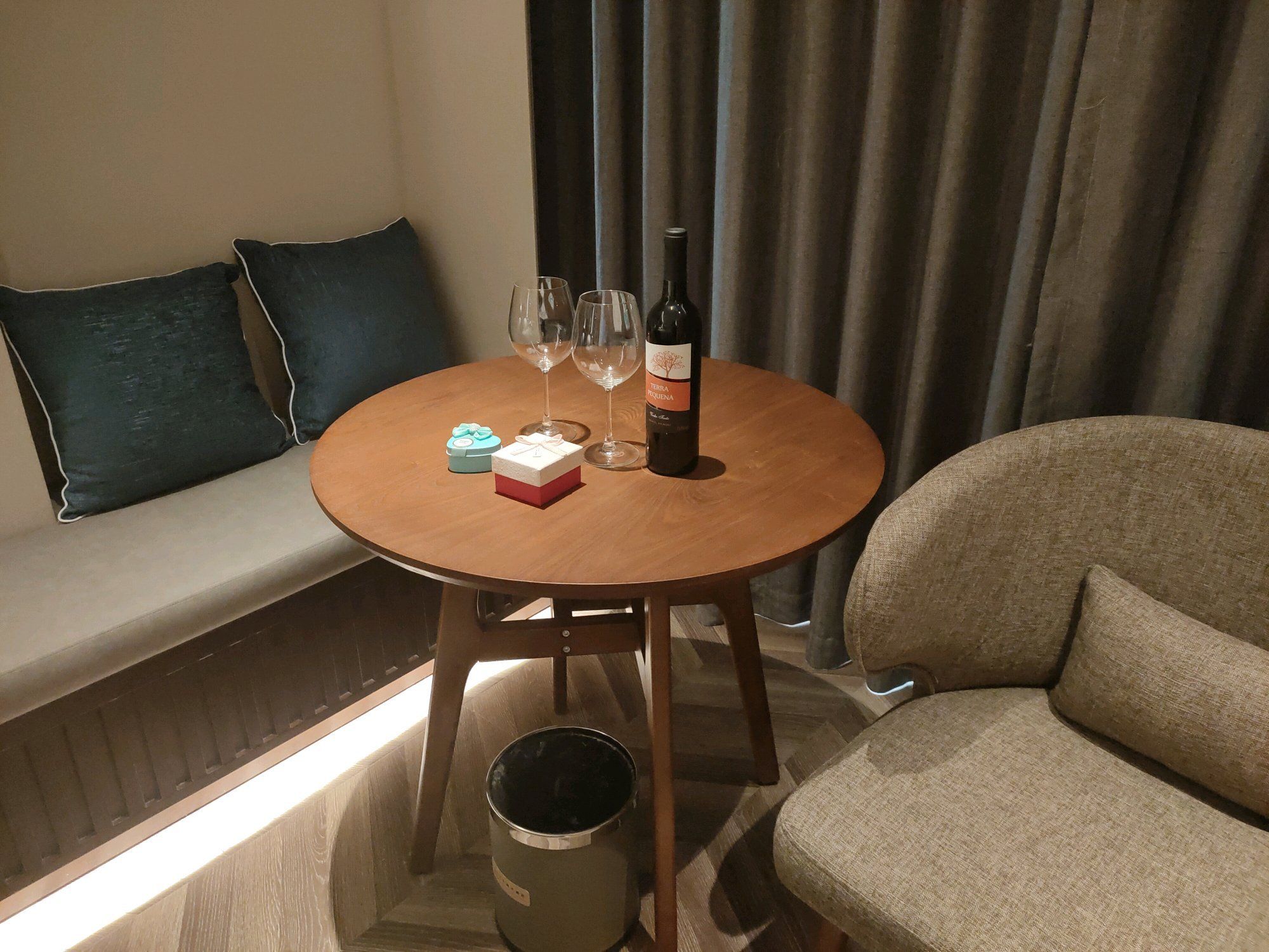 MEHOOD LESTIE Hotel (Pingxiang Bus Station Food Street)七夕主题房