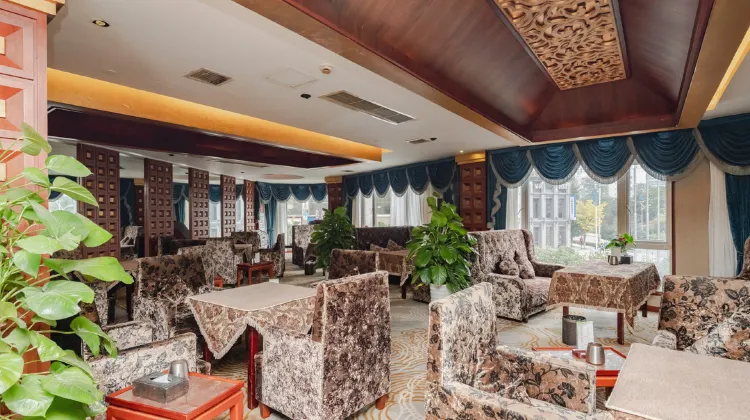 ホワシン インターナショナル ホテル 食事・レストラン