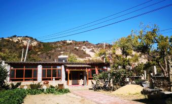 Beizhen Mountainside Farmhouse