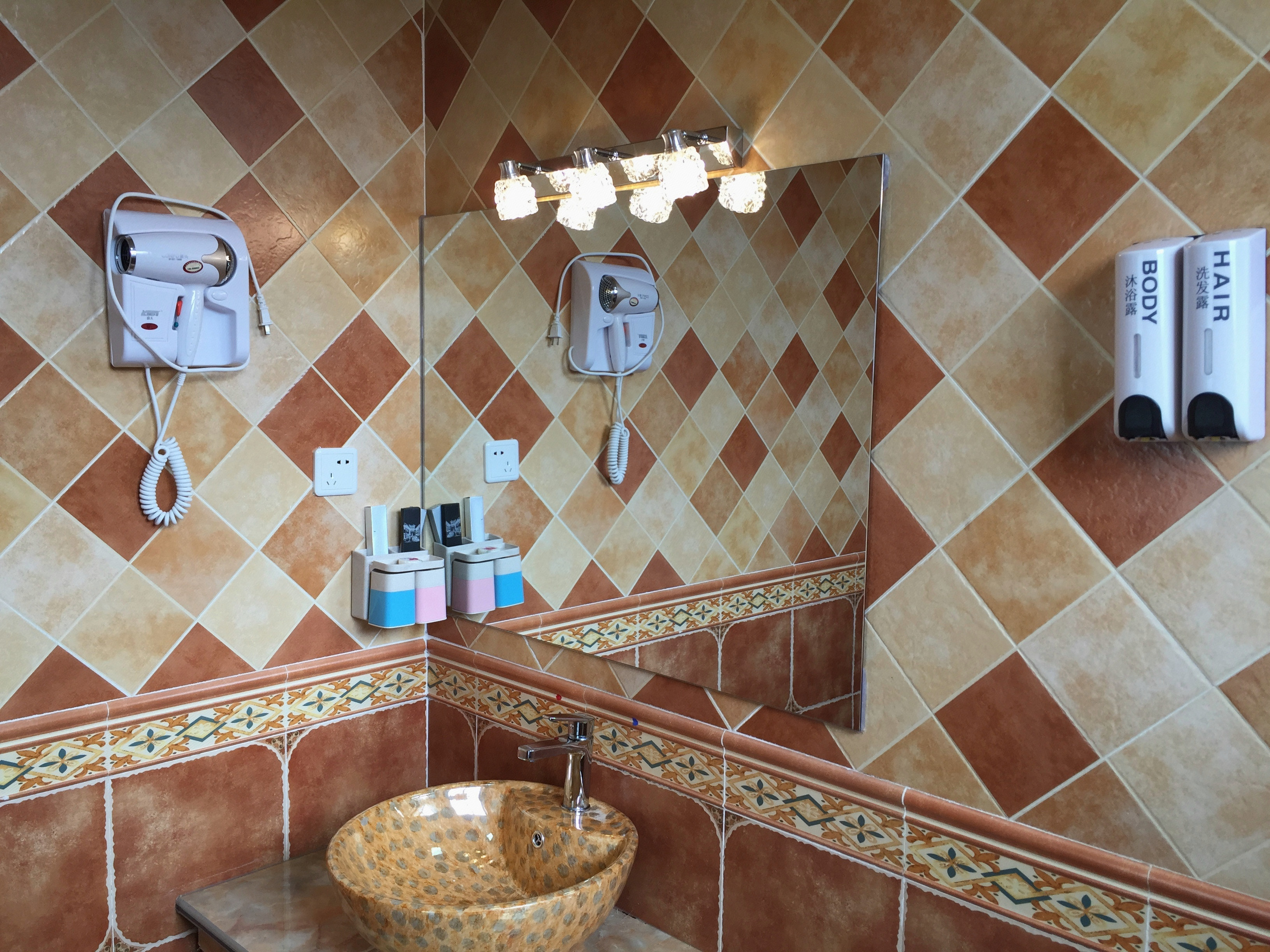 日出觀景雙床房（205）