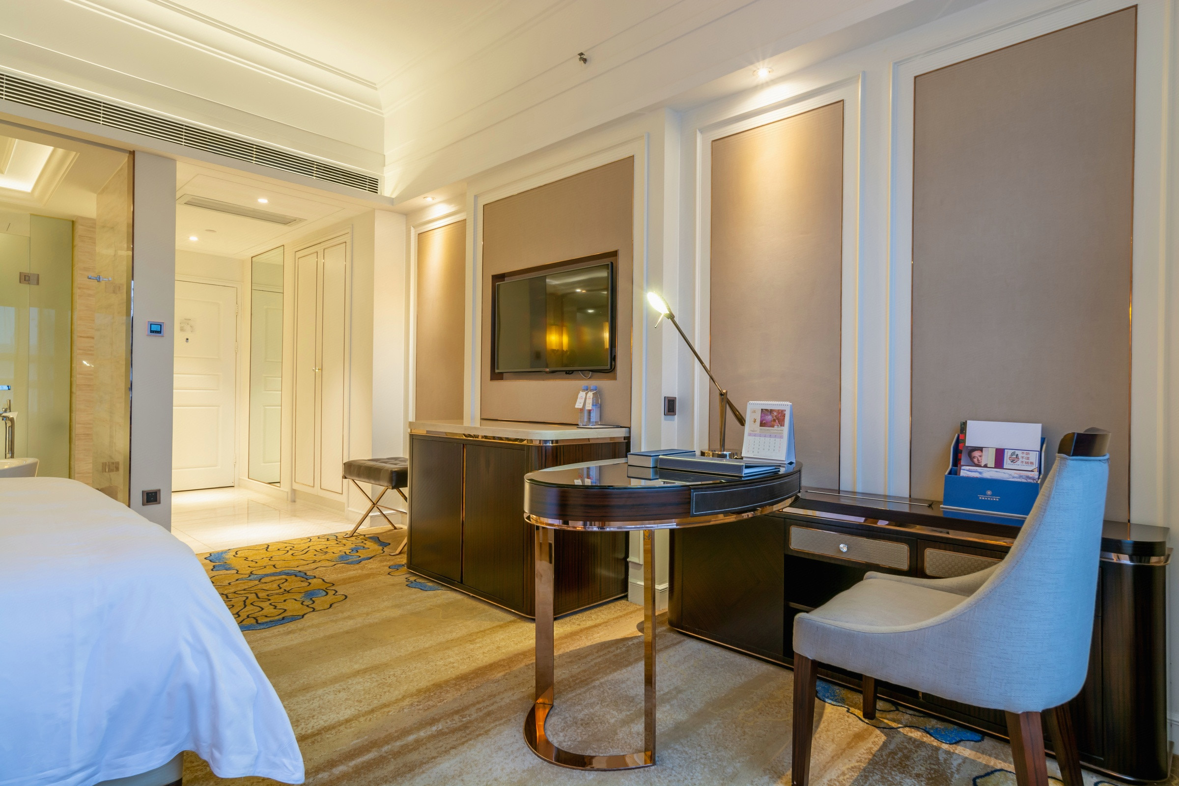 Shenzhen Dayhello International Hotel商务街景大床房