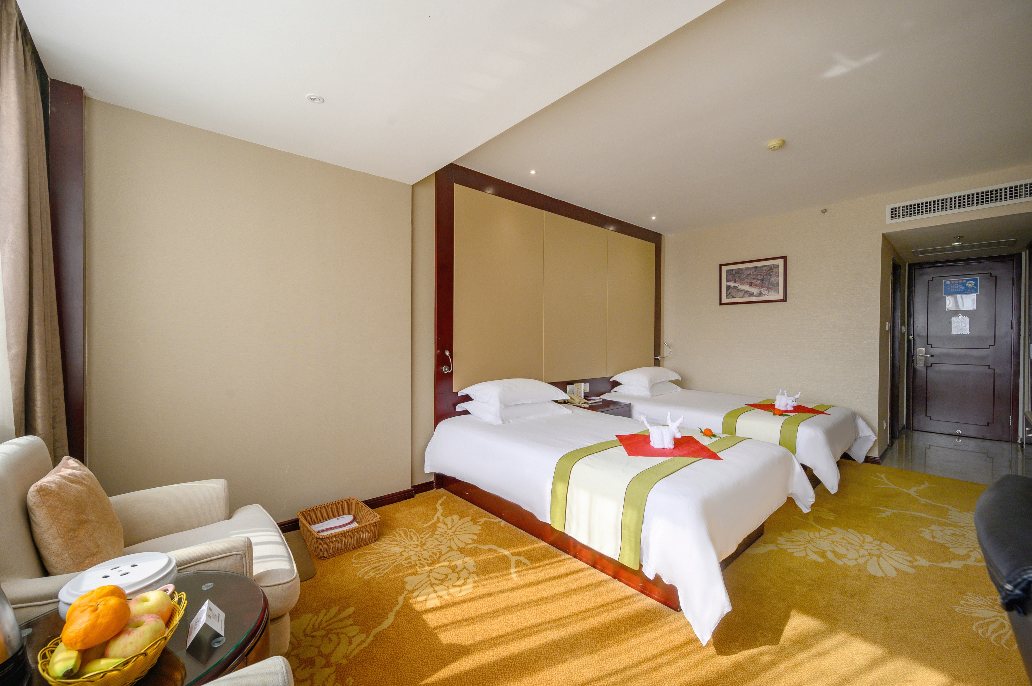 Overseas Chinese Hotel舒适·求学求财主题房