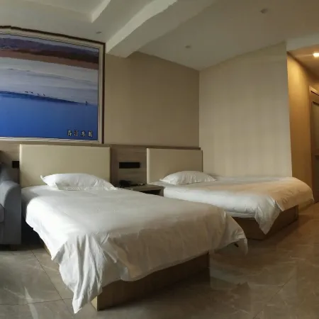 Holiday Inn Huma Golden Harbour Отели в г. Хума