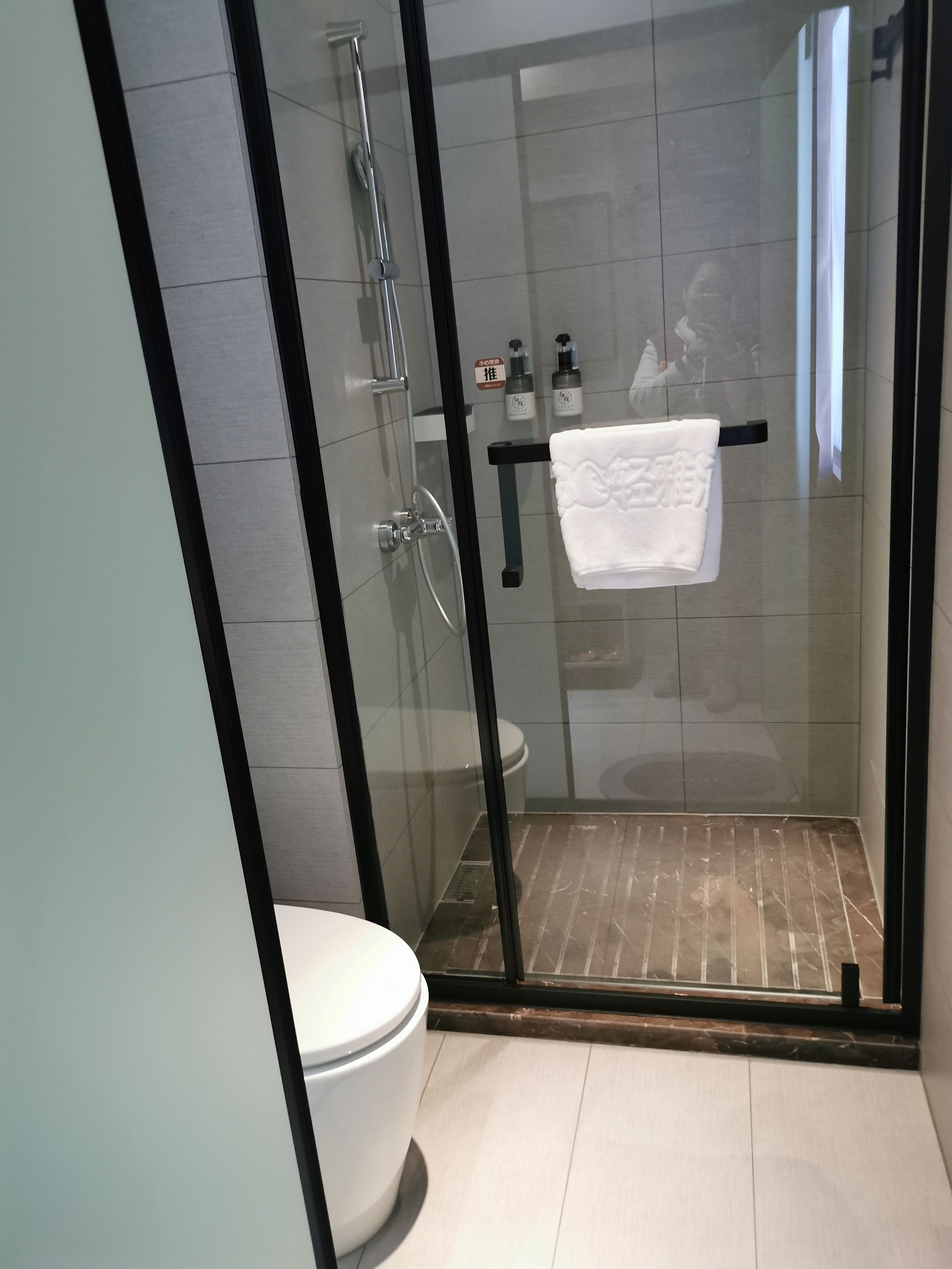 缓压单人房（舒压小舱+恒鲜冰箱）