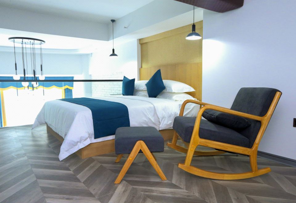 自由境·loft城景三床小套房【洗衣機+小廚房+冰箱】