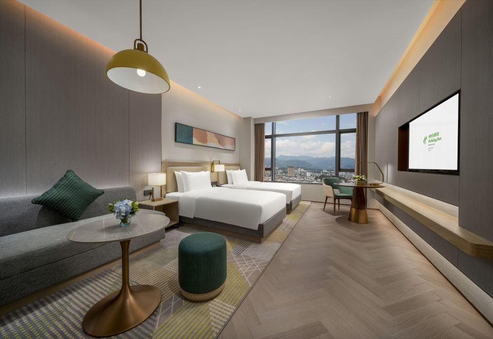 高级溪景双床房