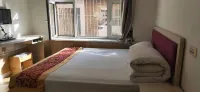 Dongfeng Hanting Express Hotel