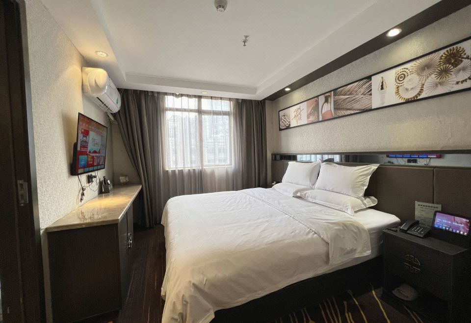 舒适大床房
