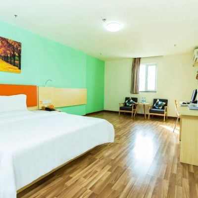 精選大床房 7天連鎖酒店（梅州五洲城汽車總站店）優惠