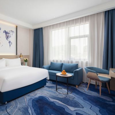 優享大床房 凱里亞德酒店（深圳機場固戍地鐵站店）優惠