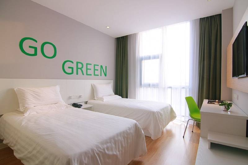Homeinn Plus Hotel (Suzhou Fenhu Luxin Avenue)Double bed room