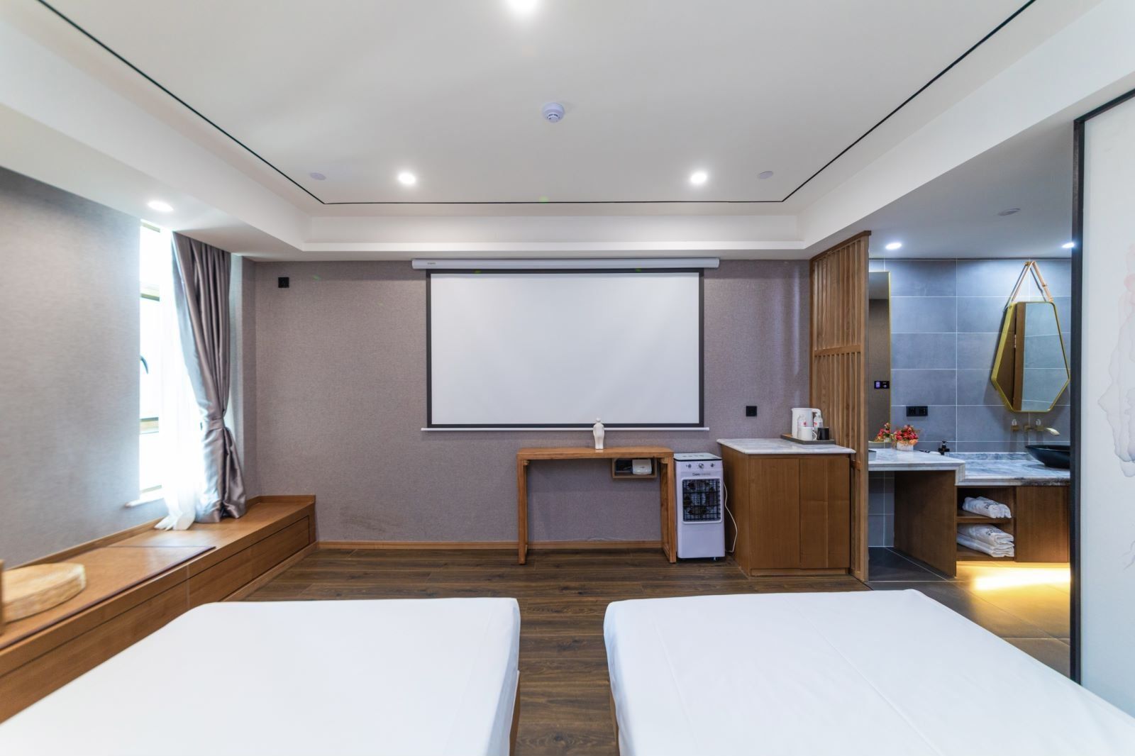 静谧影院双床房