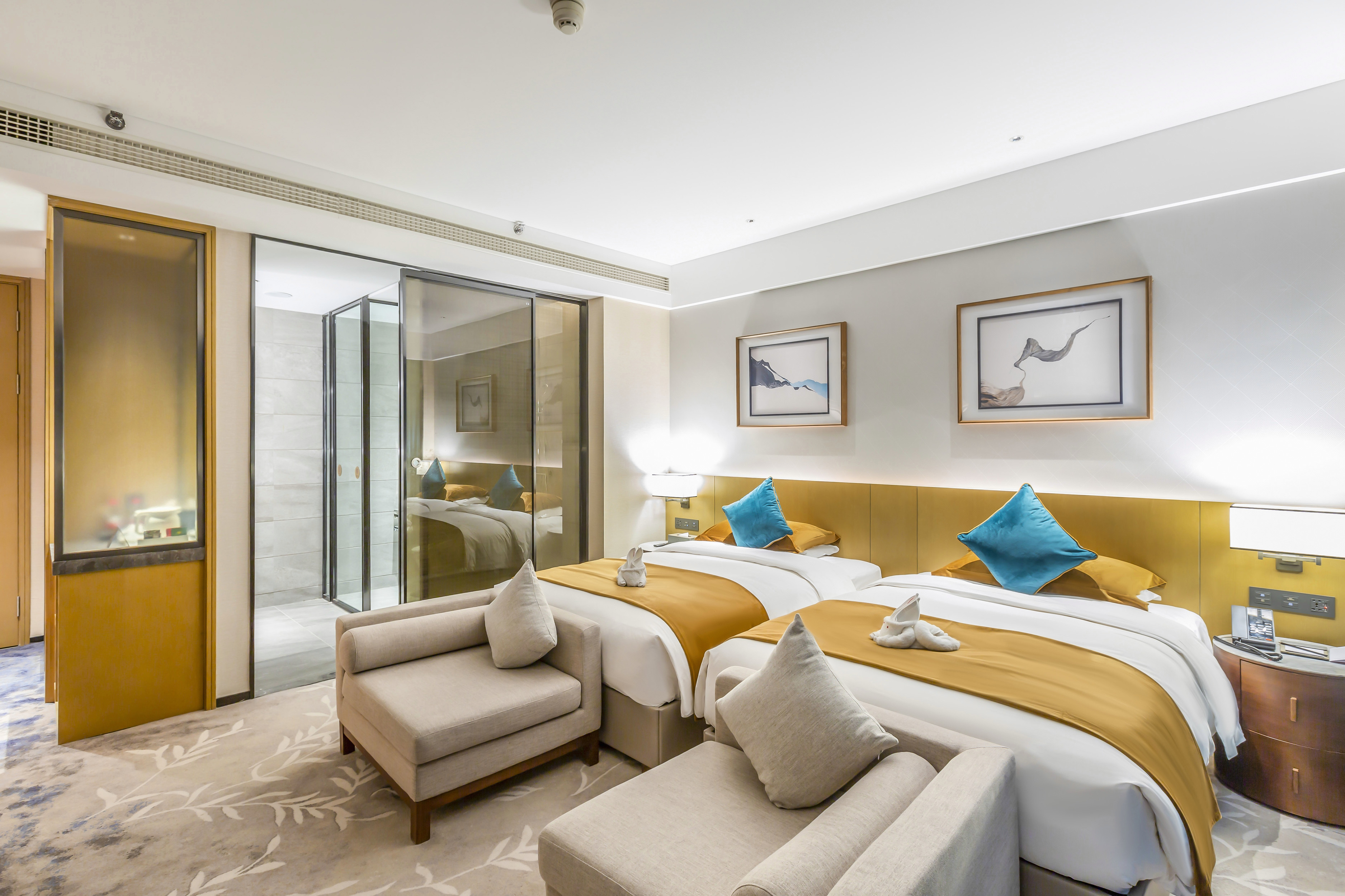 豪华双床房（应天门城景+80支贡缎床品+金可儿床垫）