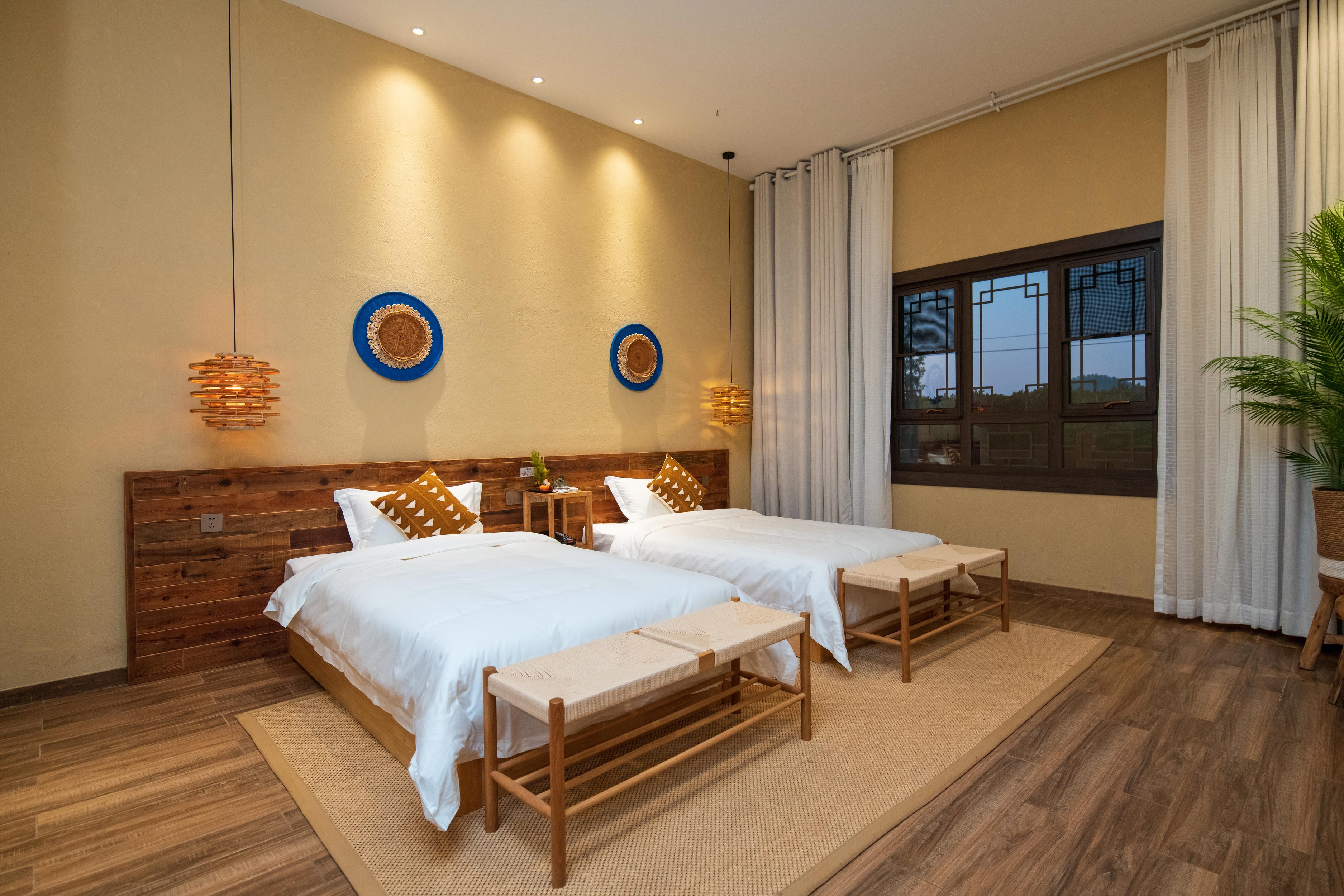 独栋河畔两房一厅别墅（烧烤庭院）