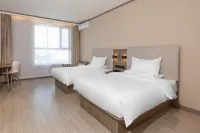 HanTing Hotel (Xiaoyi Dazhong Road)