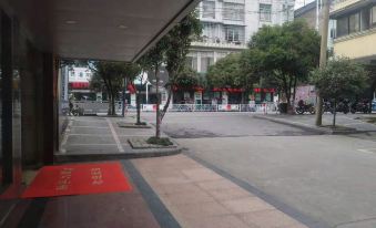 Guanyang Lianyu Hotel