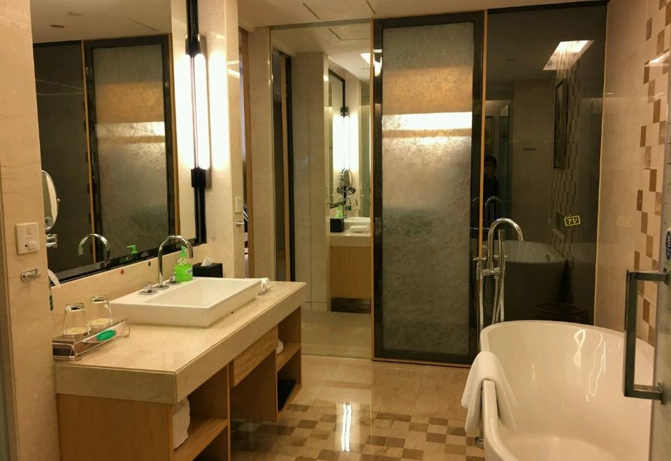 主楼行政大床房