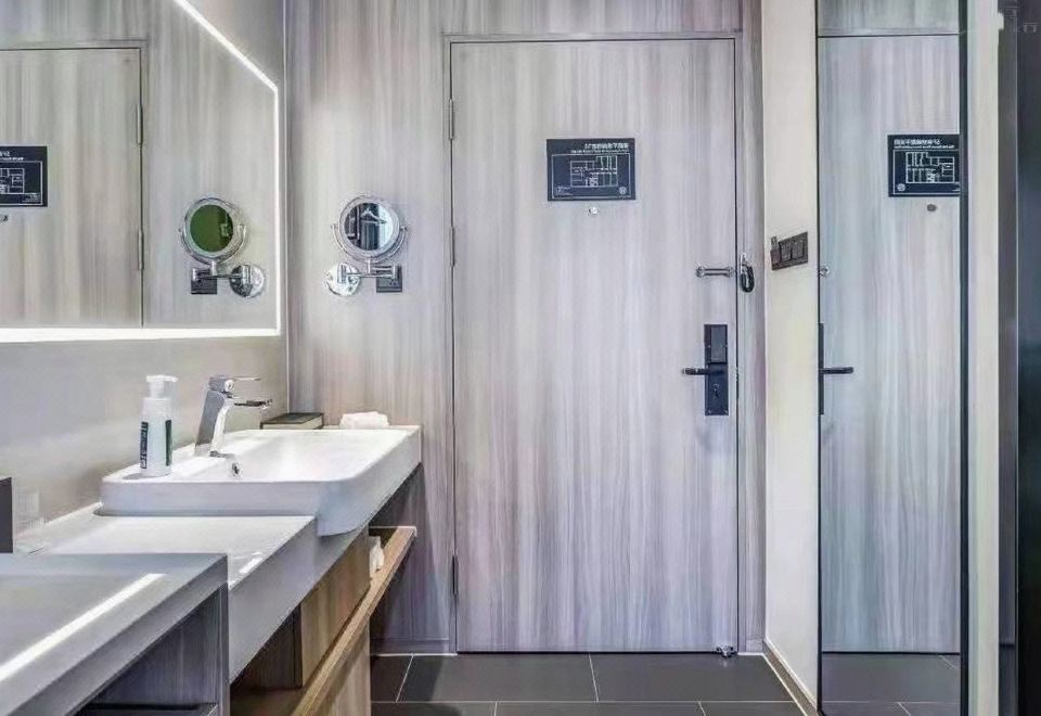 Atour Light (Harbin Central Street)Cozy Standard Room