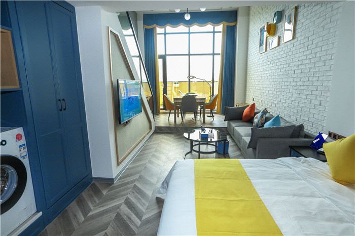 自由天·Loft三床棋牌大套房【洗衣機+小廚房+冰箱】