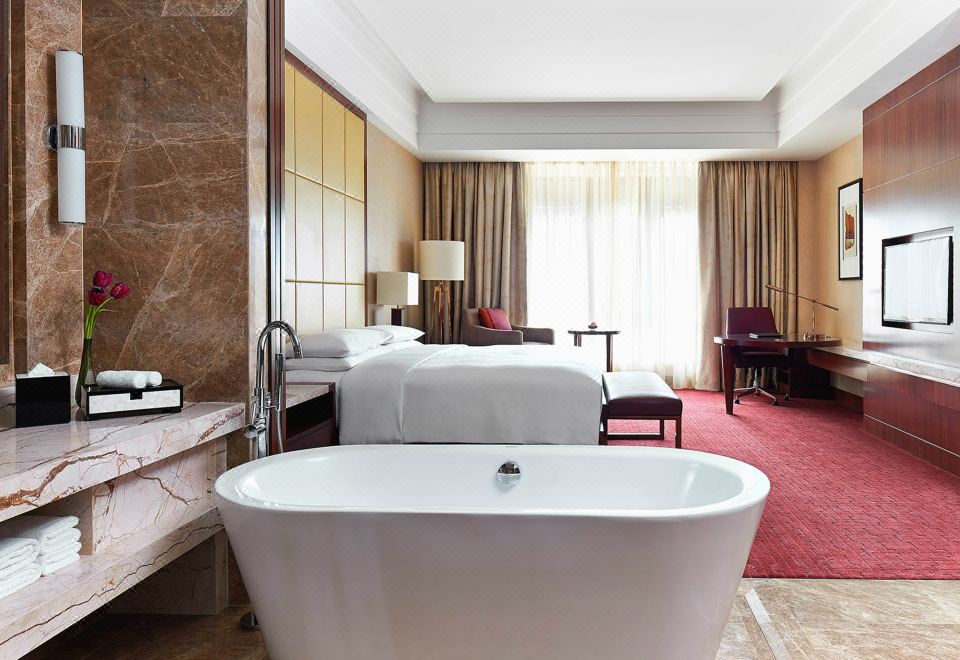 燕山景观大床房（明窗观景+私享浴缸+氛围落地灯）