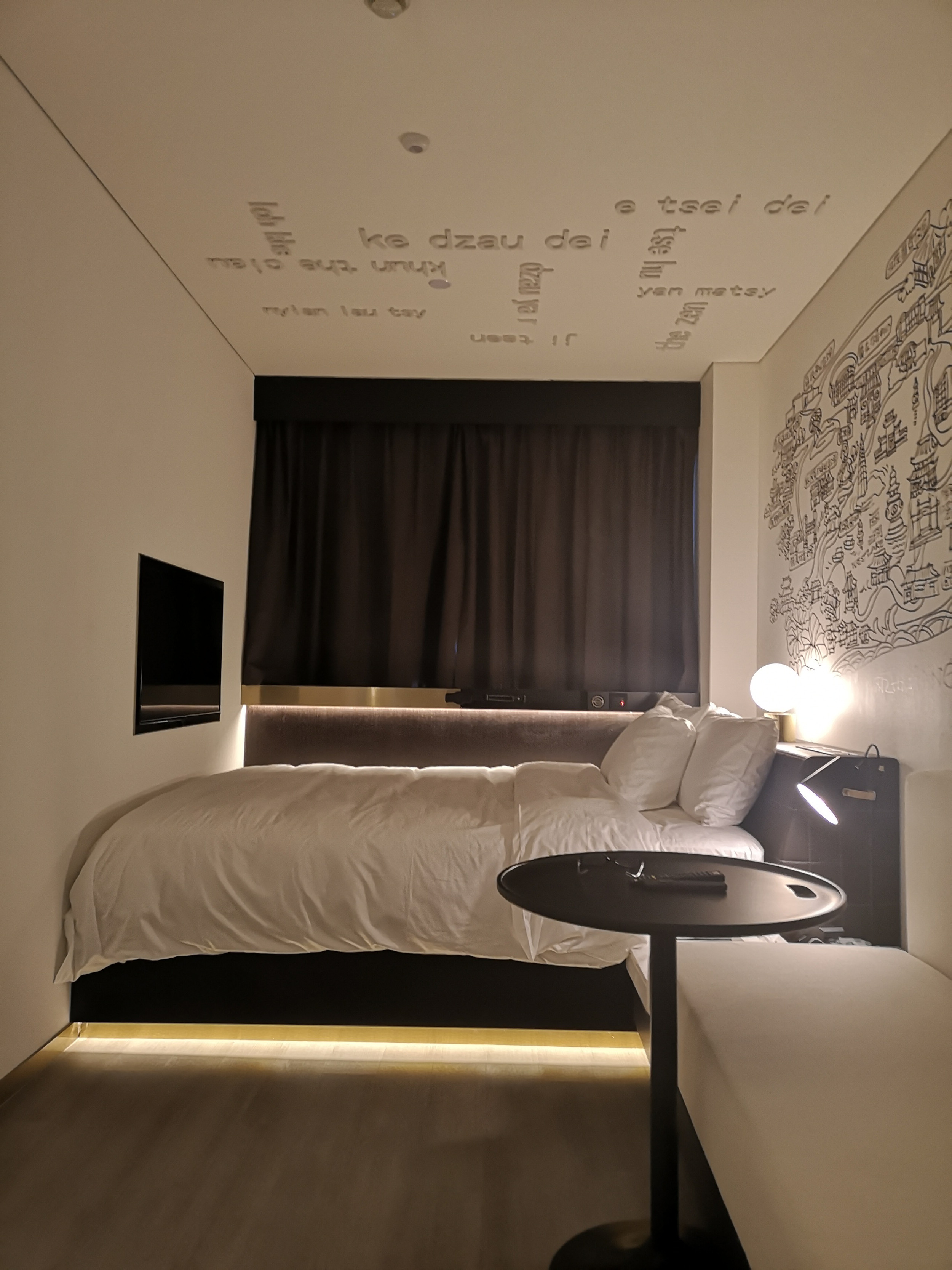 大床房（德国汉斯格雅衞浴＋乳胶床垫+手机投屏）