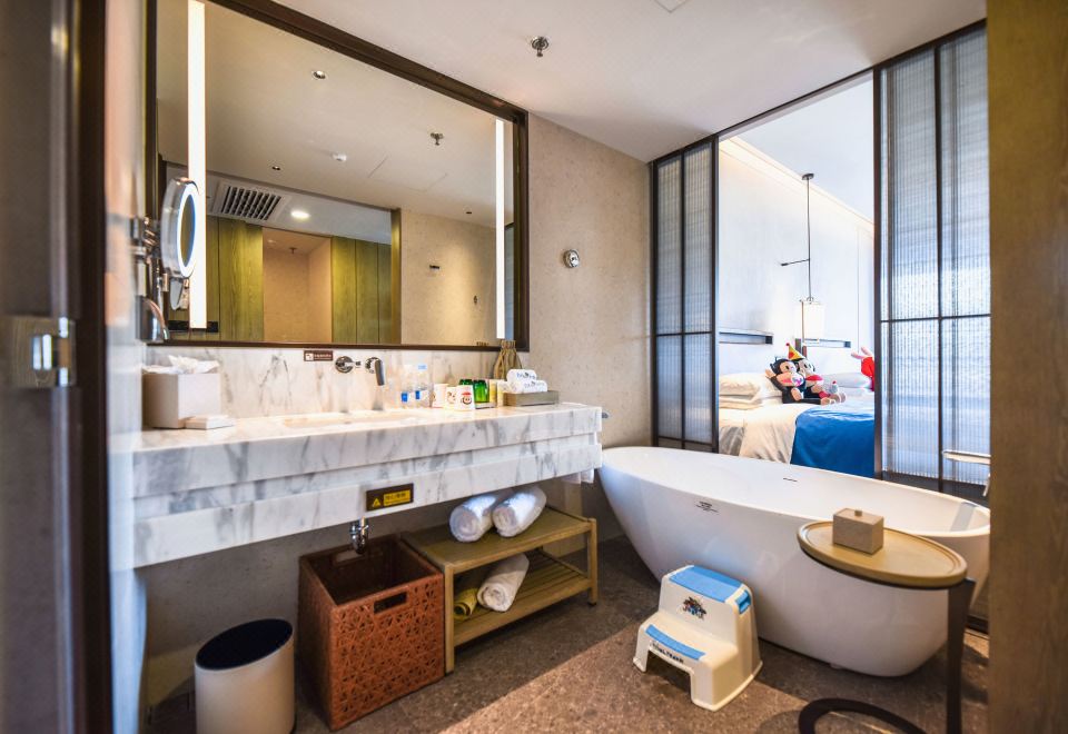 大嘴猴亲子主题房