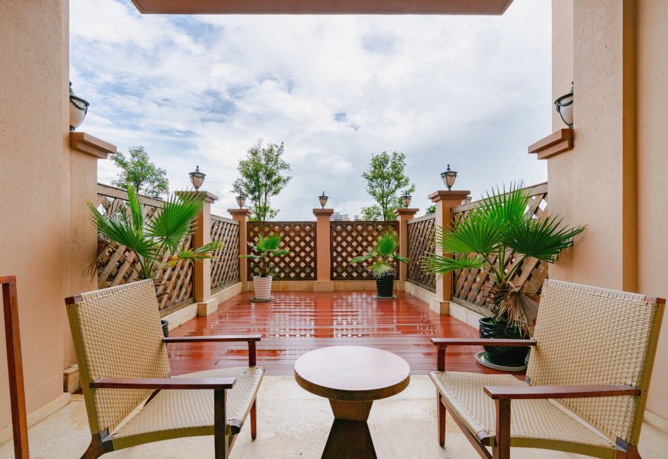 溫泉露臺大床房（溫泉水+觀景大陽臺）