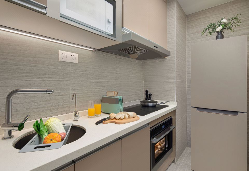 Somerset Haizhu Centre GuangzhouDeluxe Two-Bedroom Suite (Washer Dryer + Kitchen + Fridge)