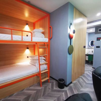 電競迷你四人房【激情開黑+滿裝配置】 EHA格林電競酒店（虎泉購物廣場店）優惠